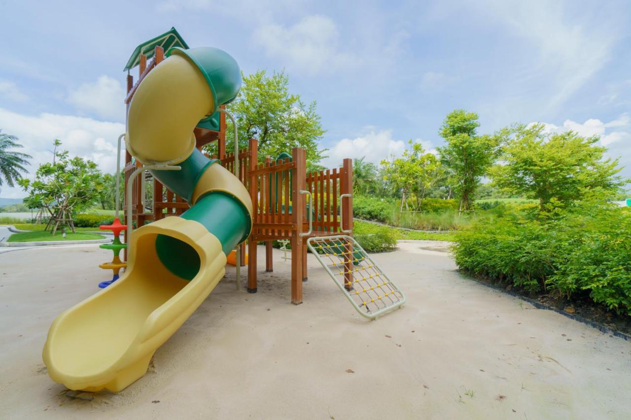 Skypark Apartments By Laguna Phuket Plaja Bang Tao Exterior foto