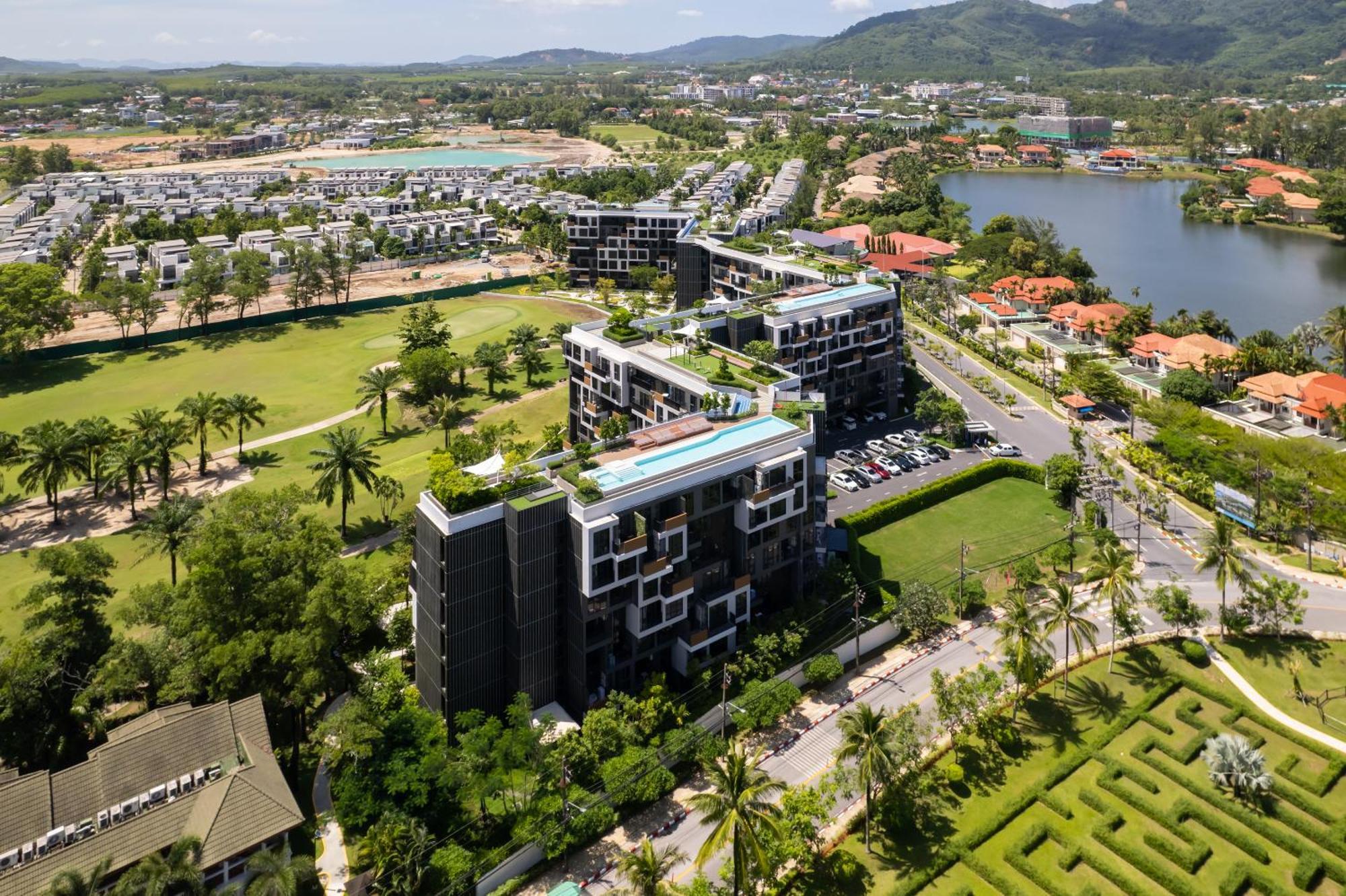Skypark Apartments By Laguna Phuket Plaja Bang Tao Exterior foto
